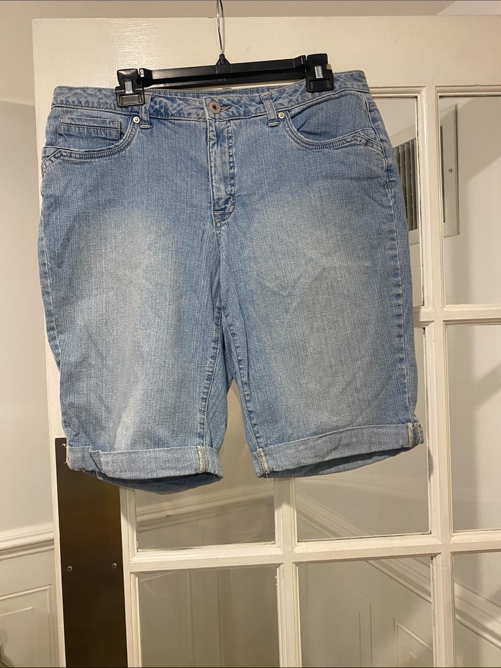 StJohns Bay size 14 jeans shorts good condition